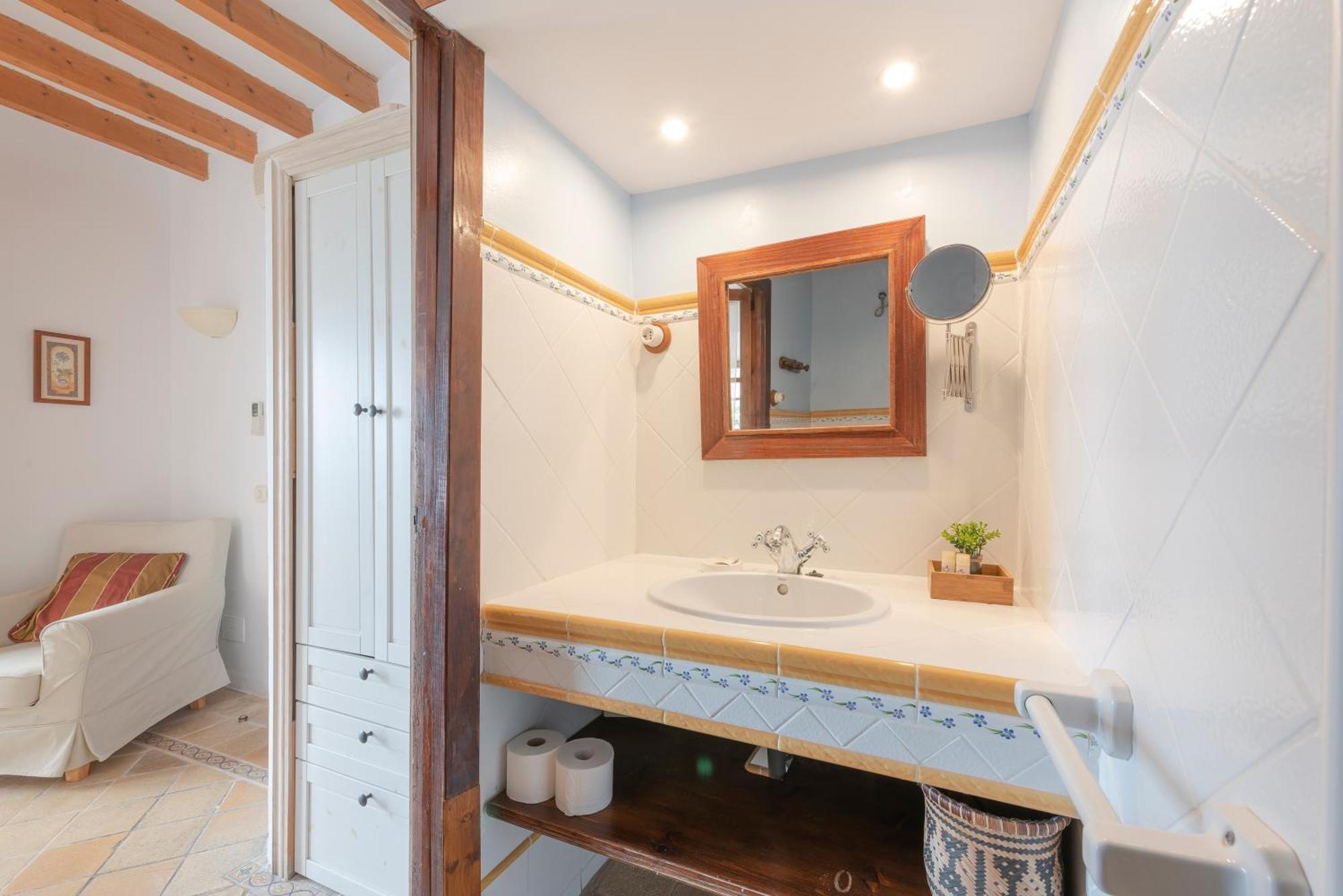 Hotel D'Interior Ca Mado Paula Banyalbufar Δωμάτιο φωτογραφία