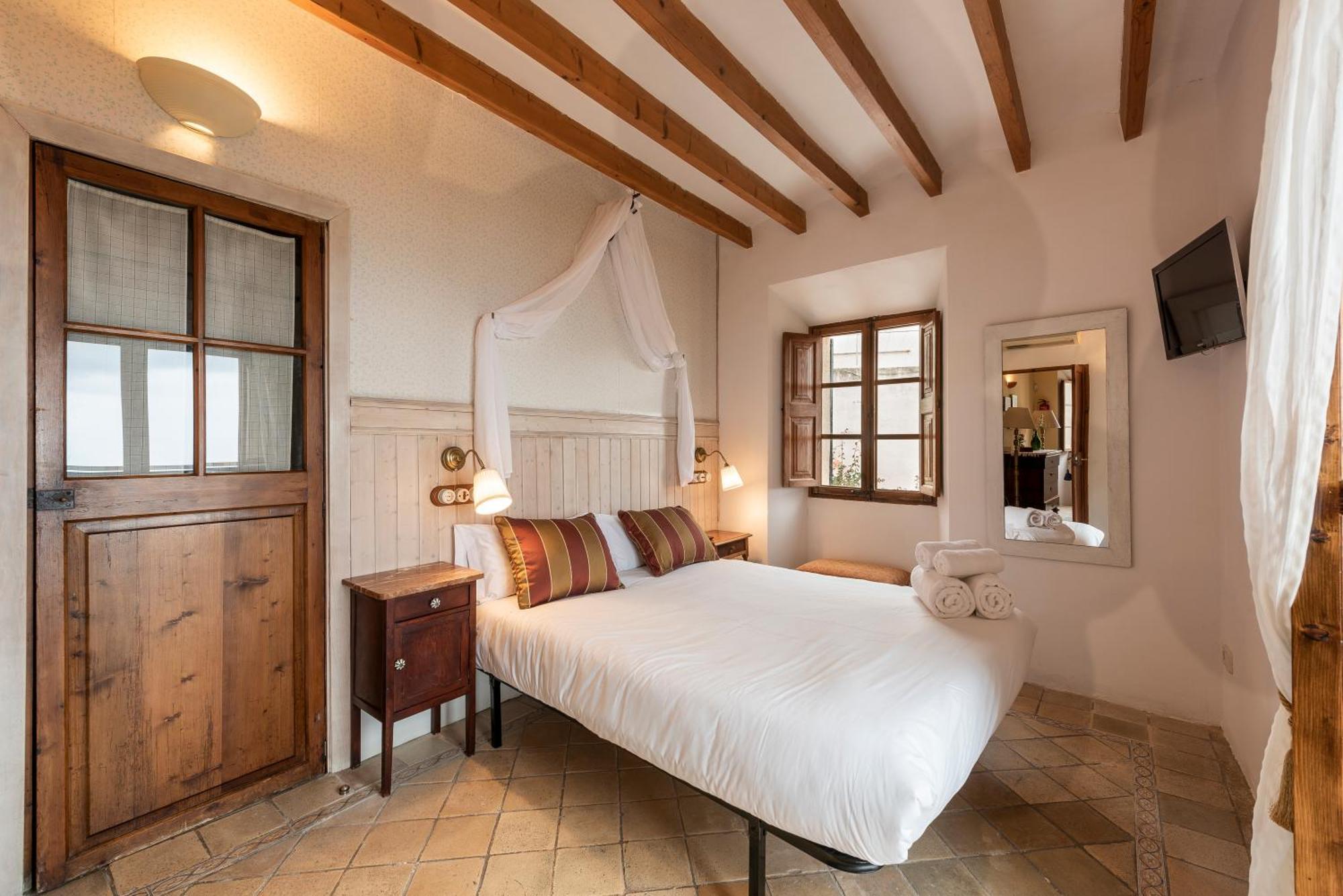 Hotel D'Interior Ca Mado Paula Banyalbufar Δωμάτιο φωτογραφία
